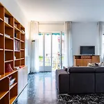 Apartamento Riverview Luxury Flat By Reasy&busy