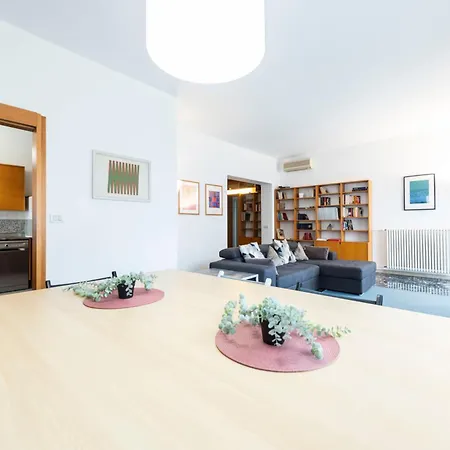 Riverview Luxury Flat *