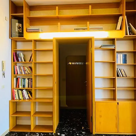 Riverview Luxury Flat 公寓 *