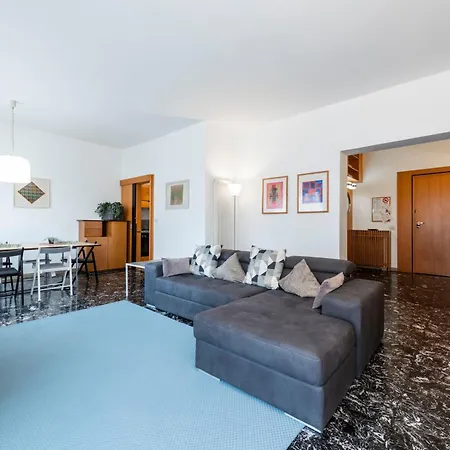 Apartment Riverview Luxury Flat Verona