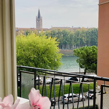 Appartement Riverview Luxury Flat