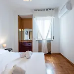 Riverview Luxury Flat By Reasy&busy * ヴェローナ